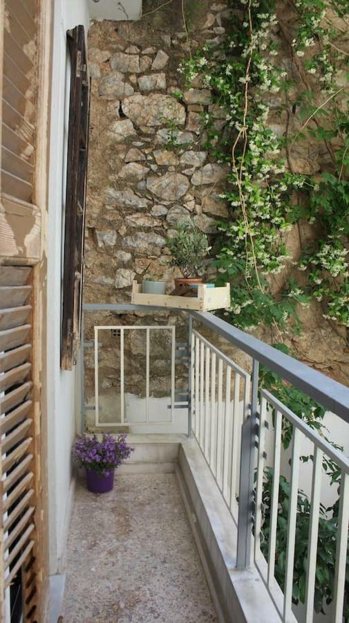 Apartmán 75 Sq.M. Apt In The Heart Of Athens - Renovated Exteriér fotografie