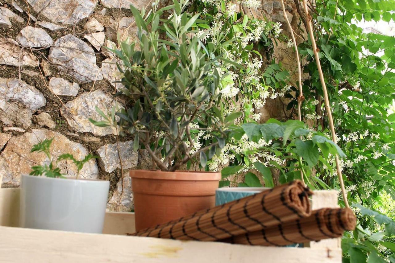 Apartmán 75 Sq.M. Apt In The Heart Of Athens - Renovated Exteriér fotografie